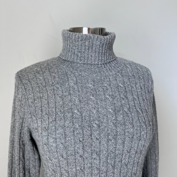 Magaschoni 100% Cashmere Gray Cable Knit Turtleneck Sweater Medium - Picture 6 of 15